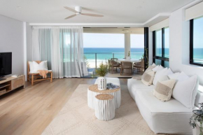 Villa Sol - Luxury 3 Bedroom Villa in Kirra